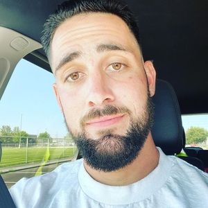 Meet your Posher, Aarik